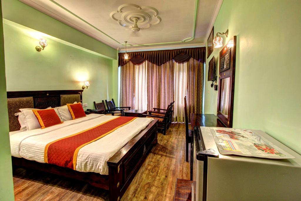 Hotel The Himachal Inn Манали Экстерьер фото